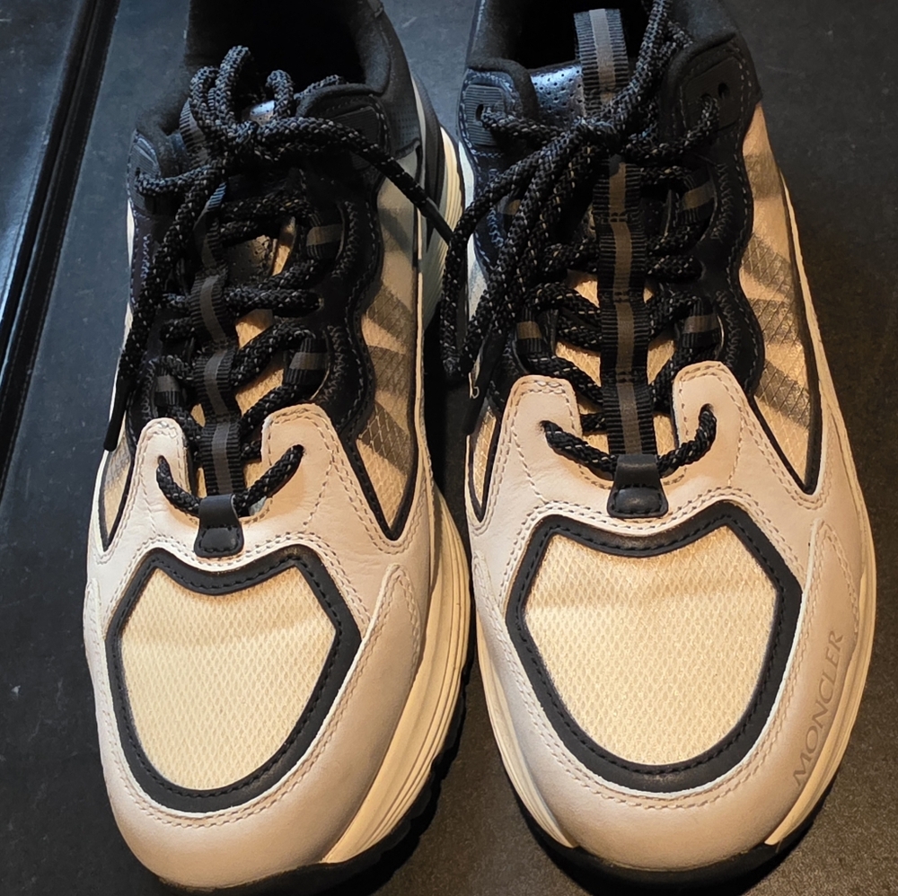 Men's Moncler Lite Runner low-top sneakers